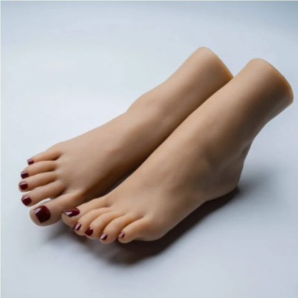 Lana's Feet